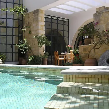 Historic Venetian Castle Ideal For Family Events! Villa