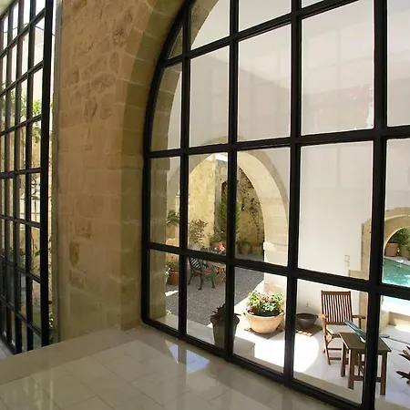 Historic Venetian Castle Ideal For Family Events! Villa